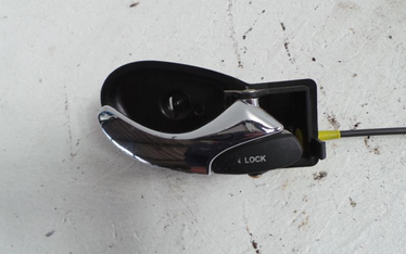 Ford Focus Lim BJ: 2000 Tuerschloss V R Zv XS41A21812CP DOPRE